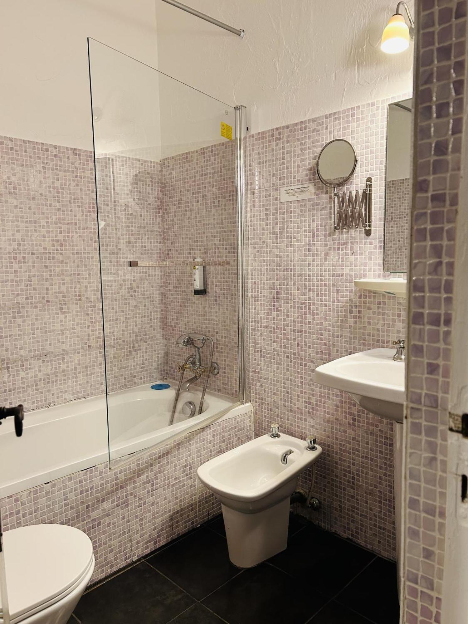 Logis La Bastide Des Golfs Hotel 3*