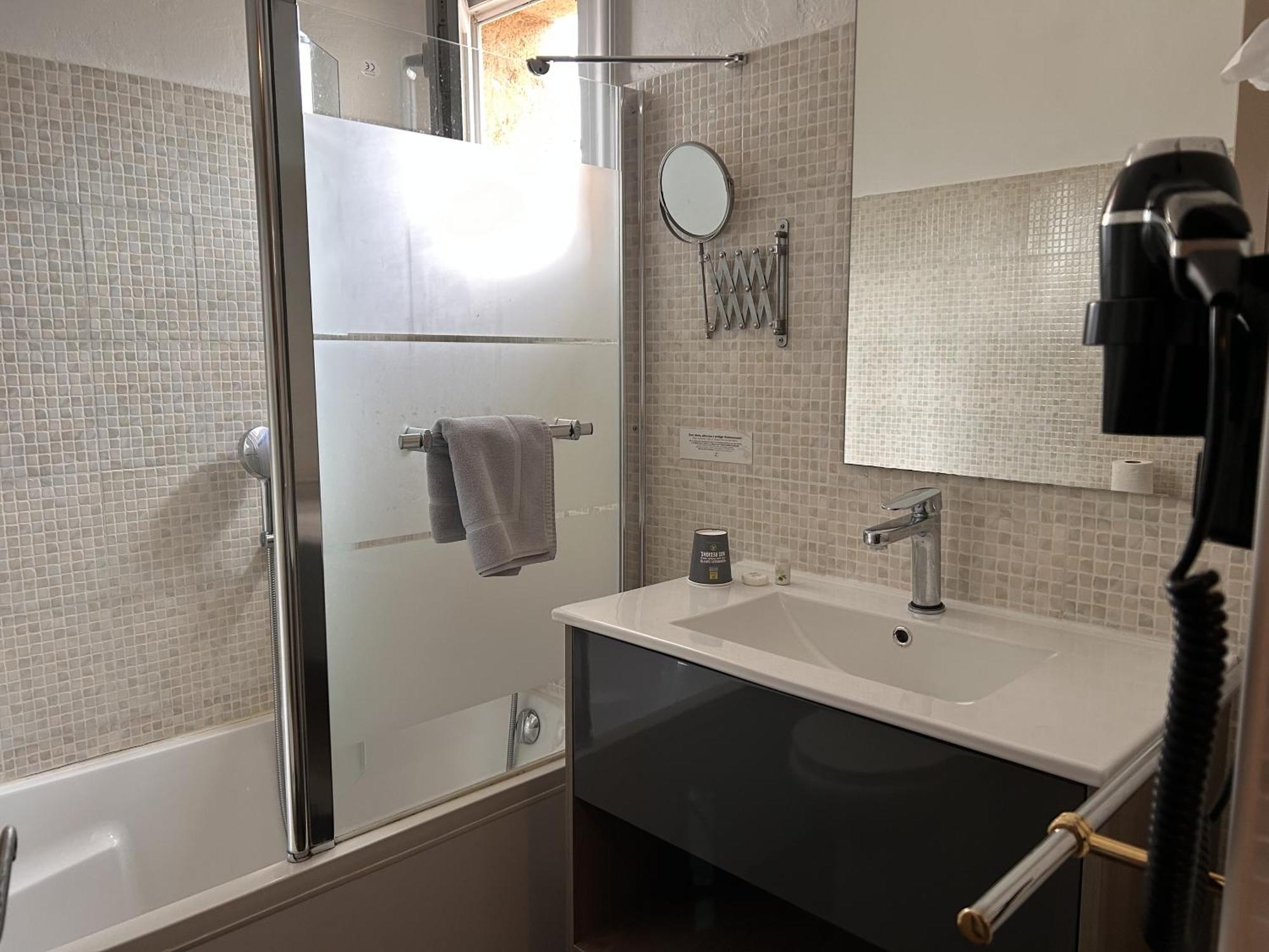 Logis La Bastide Des Golfs 3* Mouans-Sartoux