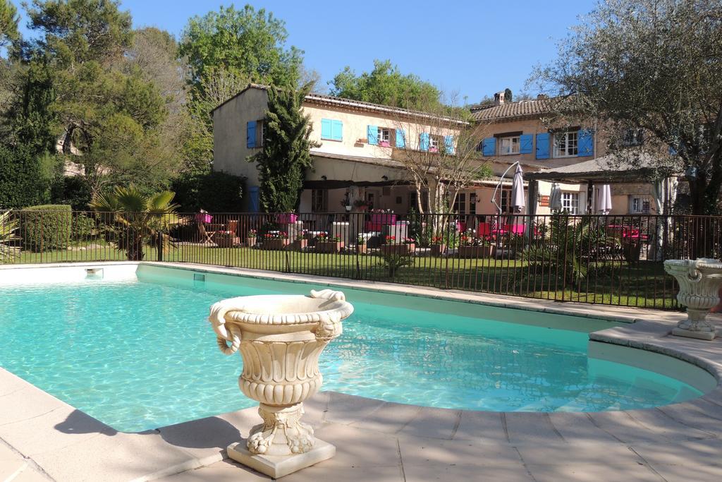Logis La Bastide Des Golfs Mouans-Sartoux