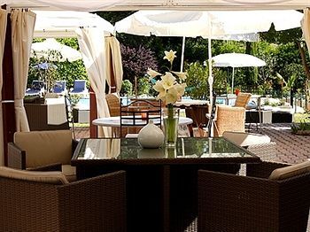 Hotel Logis La Bastide Des Golfs Mouans-Sartoux